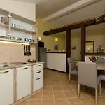 In With Sea View, Terrace, Air Conditioning, Wi-fi Razanj