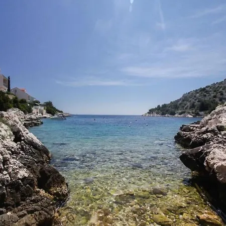In With Sea View, Terrace, Air Conditioning, Wi-fi *