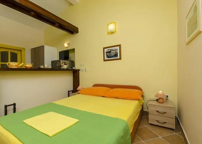 In With Sea View, Terrace, Air Conditioning, Wi-fi * Ražanj