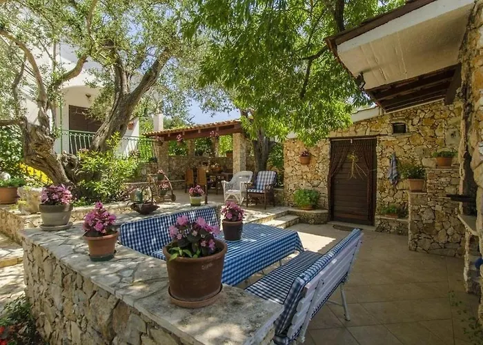 In With Sea View, Terrace, Air Conditioning, Wi-fi Daire